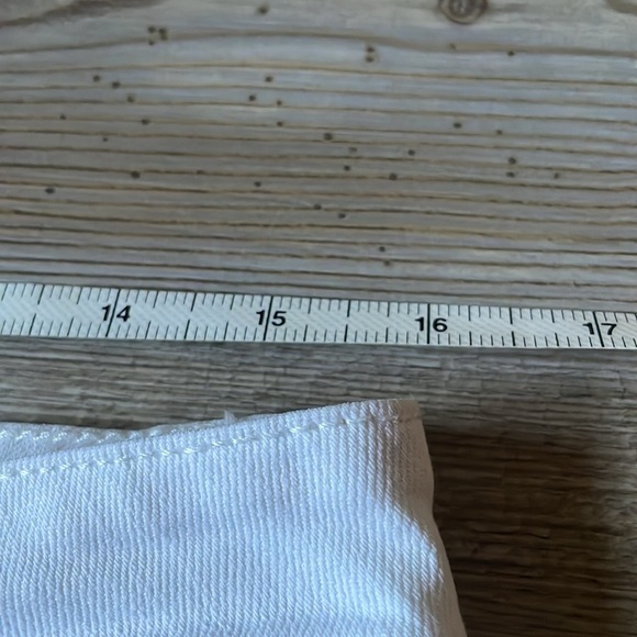 Paige Denim White Jean Shorts Womens 28 Raw Cuffed Hem Stretch Summer Casual - Picture 8 of 10